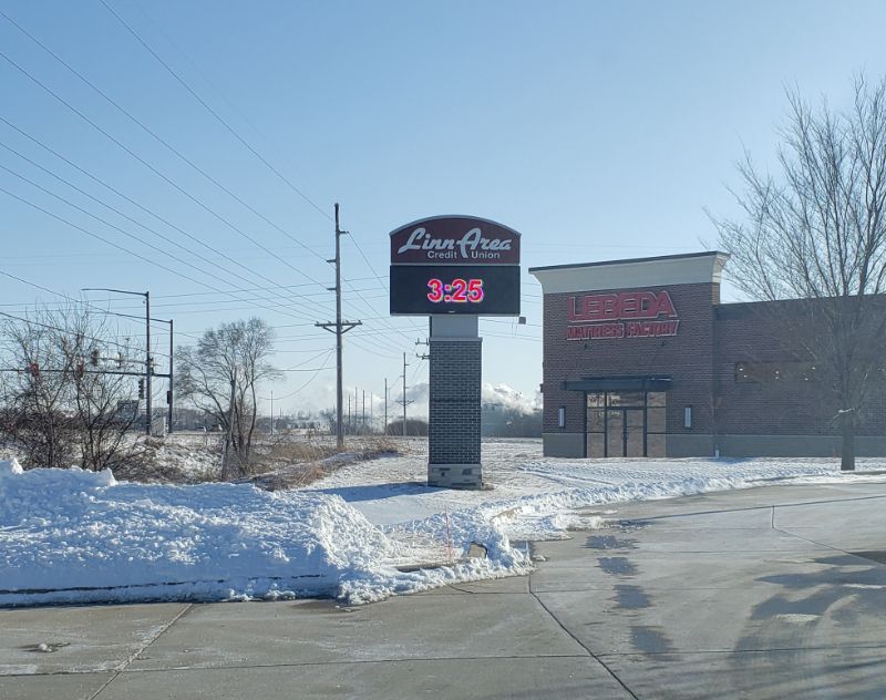 Linn Area Credit Union Monument
